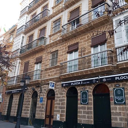 קדיז Pension Las Cuatro Naciones מראה חיצוני תמונה