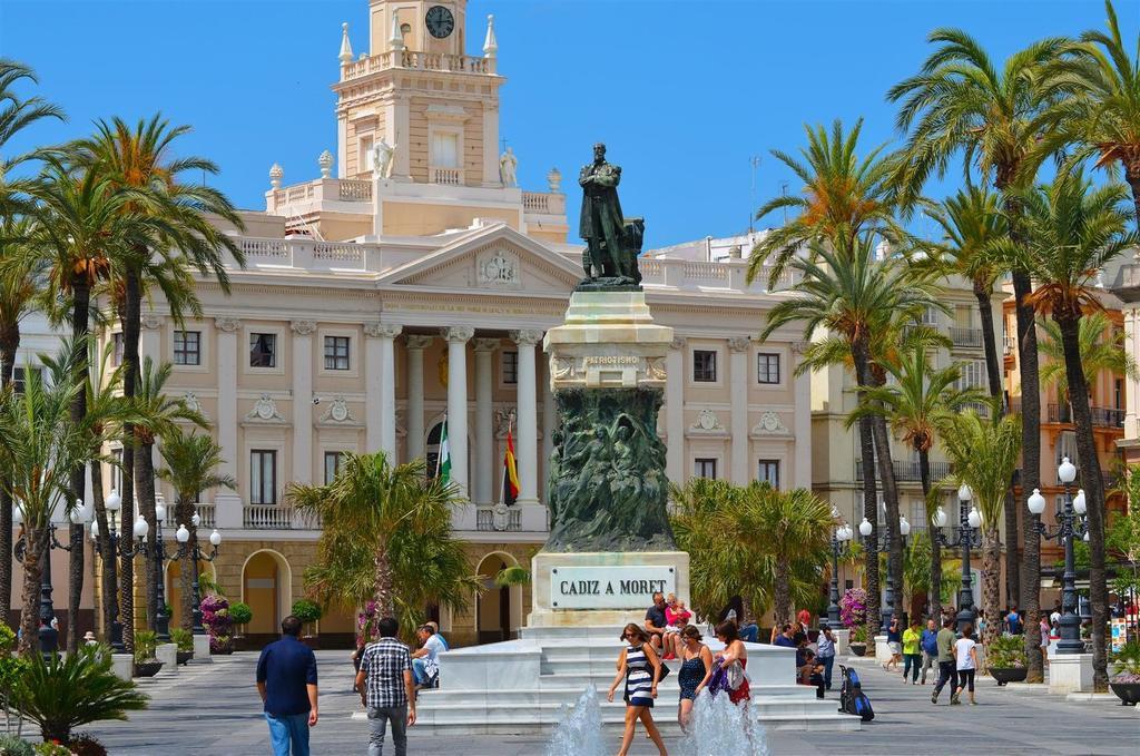 קדיז Pension Las Cuatro Naciones מראה חיצוני תמונה